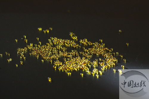 大柴旦行政委员会汽车零部件车间喷砂处理